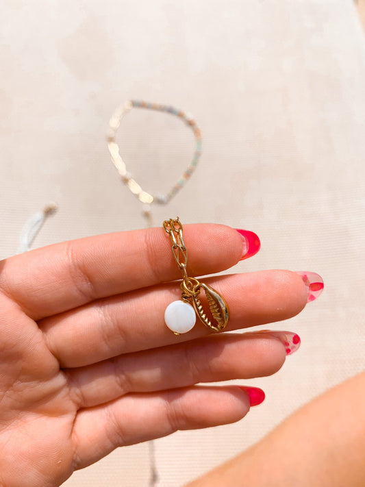 Sandy Seashell Necklace
